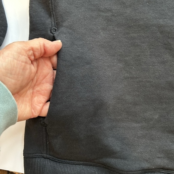 Allbirds Women’s The R&R Hoodie Natural Black Medium - Picture 9 of 16